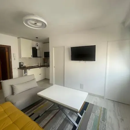 Апартаменты Renovated Modern In The Center Санта-Крус-де-Тенерифе