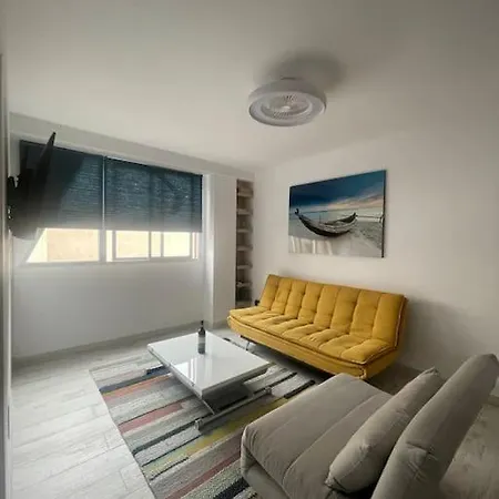 Renovated Modern In The Center